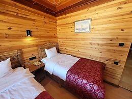 Saruhan Hotel