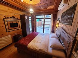 Saruhan Hotel
