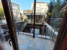 Saruhan Hotel