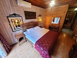 Saruhan Hotel