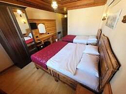 Saruhan Hotel