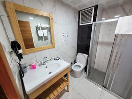 Saruhan Hotel