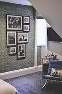 The Rutland Hotel & Apartments