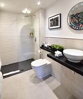 The Rutland Hotel & Apartments