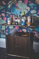 The Rutland Hotel & Apartments