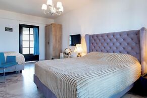 Assa Maris Beach Hotel