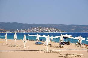 Assa Maris Beach Hotel