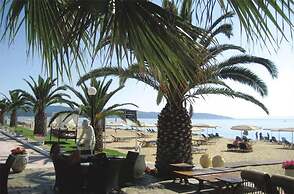 Assa Maris Beach Hotel