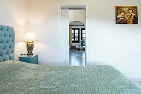 Assa Maris Beach Hotel