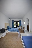 Assa Maris Beach Hotel