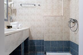 Assa Maris Beach Hotel