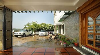 Elysium Gardens Hill Resorts