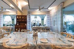 Hotel Sarovar on Lake Pichola