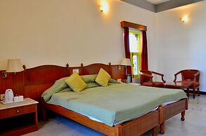 Hotel Sarovar on Lake Pichola