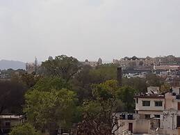 Hotel Padmini Palace