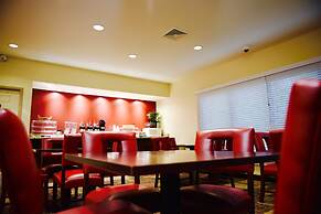 Red Roof Inn & Suites Commerce - Athens