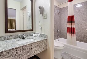 Red Roof Inn & Suites Commerce - Athens