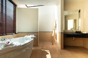 Avani Ao Nang Cliff Krabi Resort