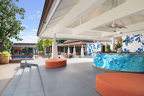 Avani Ao Nang Cliff Krabi Resort