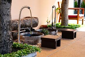 Avani Ao Nang Cliff Krabi Resort