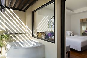 Avani Ao Nang Cliff Krabi Resort