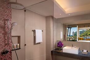 Avani Ao Nang Cliff Krabi Resort