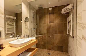 Leonardo Hotel Lago di Garda – Wellness and Spa