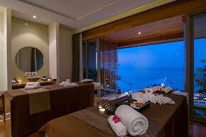 Cape Sienna Gourmet Hotel & Villas