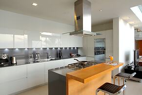 Cape Sienna Gourmet Hotel & Villas