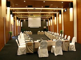 Cape Sienna Gourmet Hotel & Villas