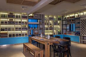 Cape Sienna Gourmet Hotel & Villas