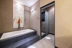 Cape Sienna Gourmet Hotel & Villas