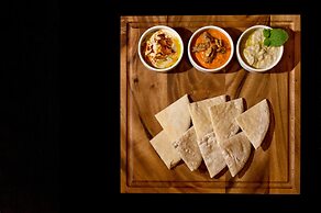 Cape Sienna Gourmet Hotel & Villas