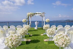 Cape Sienna Gourmet Hotel & Villas