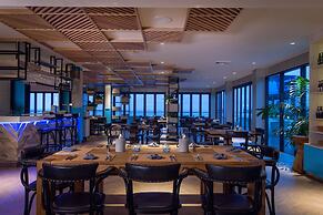 Cape Sienna Gourmet Hotel & Villas