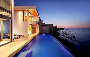 Cape Sienna Gourmet Hotel & Villas