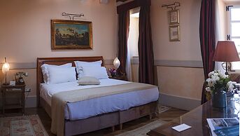 The Pucic Palace