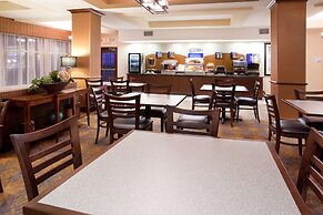 Holiday Inn Express Hotel & Suites LAMAR, an IHG Hotel