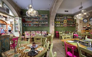 Avli Lounge Apartments