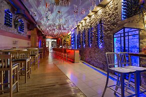 Avli Lounge Apartments