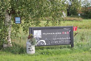 Munkebjerg Bed & Breakfast