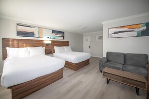 Coast Dawson Creek Hotel