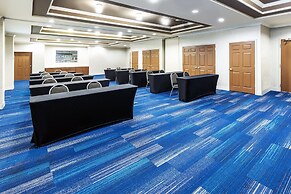 Holiday Inn Express Hotel & Suites - Houston Space Center by IHG