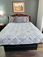 Magnolia Inn And Suites