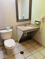 Magnolia Inn And Suites