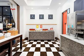 Hampton Inn & Suites Orange Beach/Gulf Front