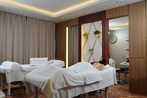 Kempinski Hotel Khan Palace