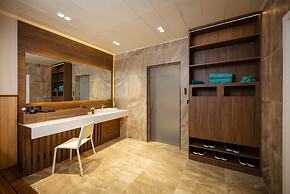 Kempinski Hotel Khan Palace