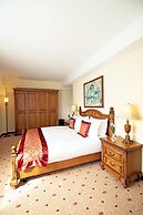 Kempinski Hotel Khan Palace