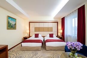 Kempinski Hotel Khan Palace